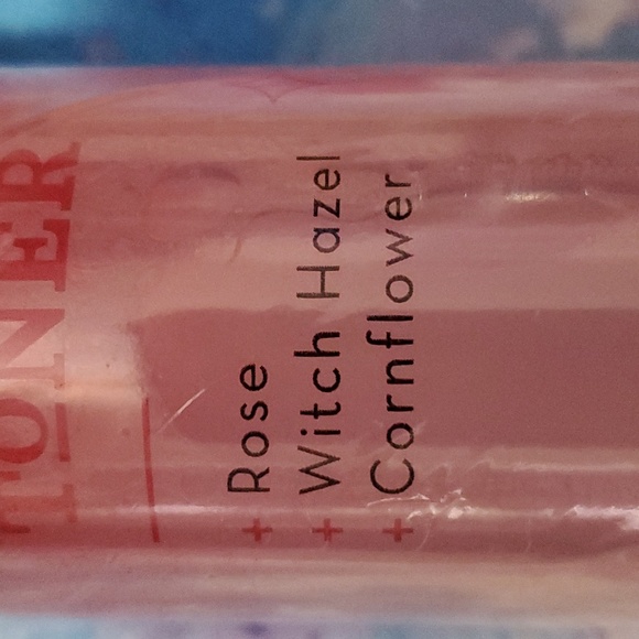 Botanical Toner🌹🌽 - Picture 2 of 4